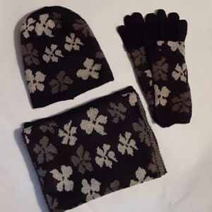 LAUNDRY BY DESIGN 3 PIECE HAT, SCARF, GLOVES SET